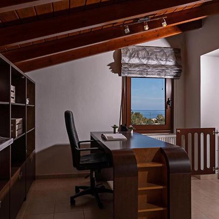Villa Ellovos With Private Pool Rethymno Exterior foto